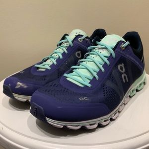 On Cloud W7.5 Running Shoe (Dawn/Jade)